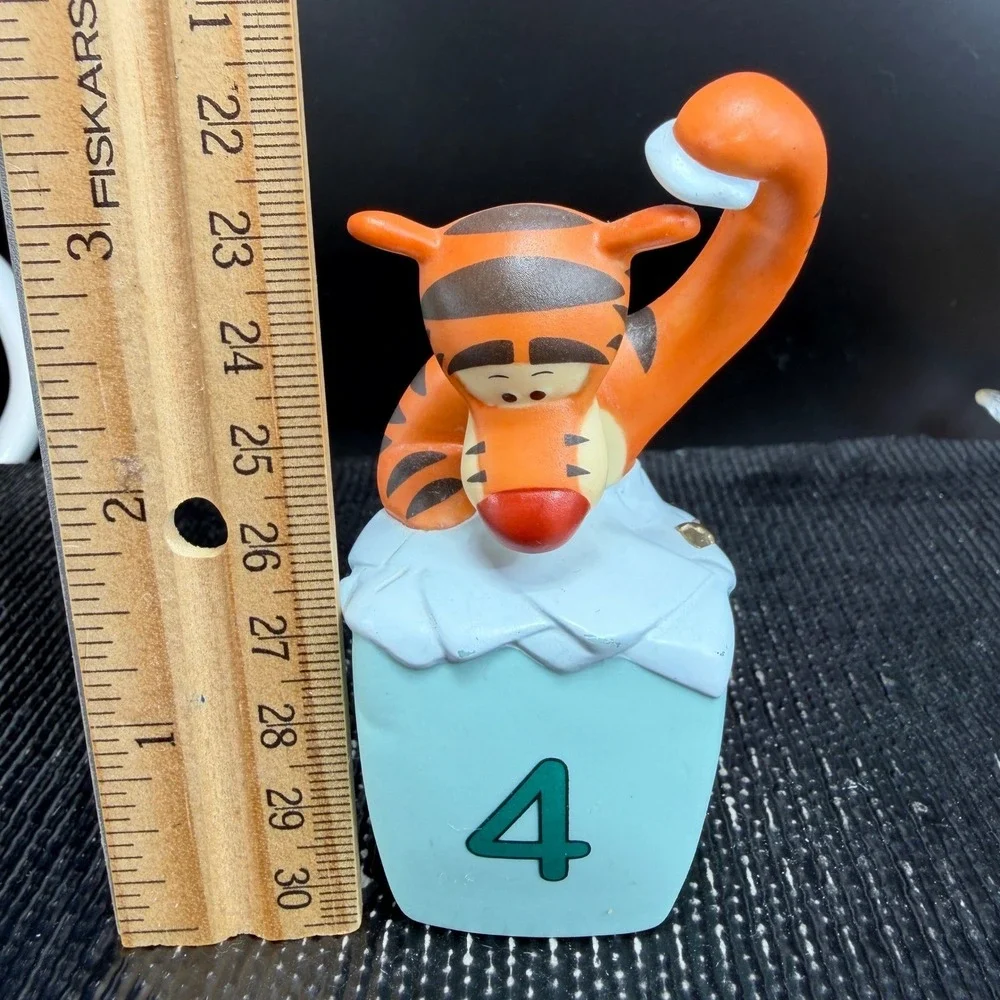 Disney‎ Pooh & Friends Tigger 4th Birthday Figurine Four is for Bounces Ceramic